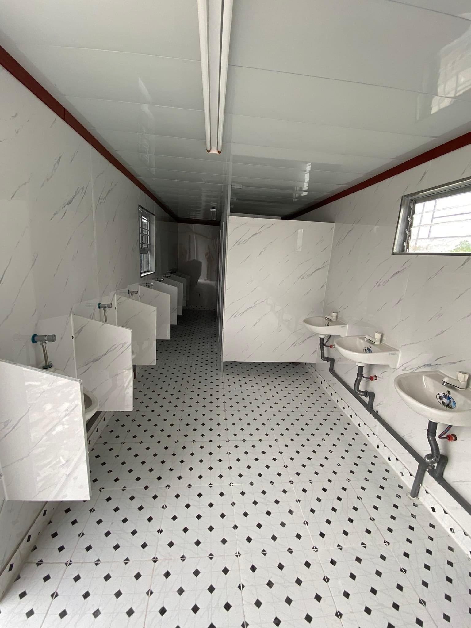 container toilet 40feet